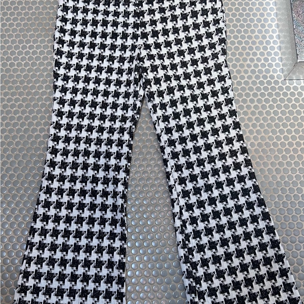 New York & Company Black and White Houndstooth Flare Pants